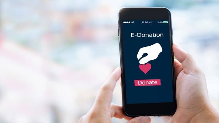 E-donation on a smartphone – digital transformation changes funding processes